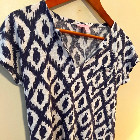 Lilly Pulitzer Women's Navy & White Crop Top W/ Cap Sleeves - Size XS - Picture 1 of 12